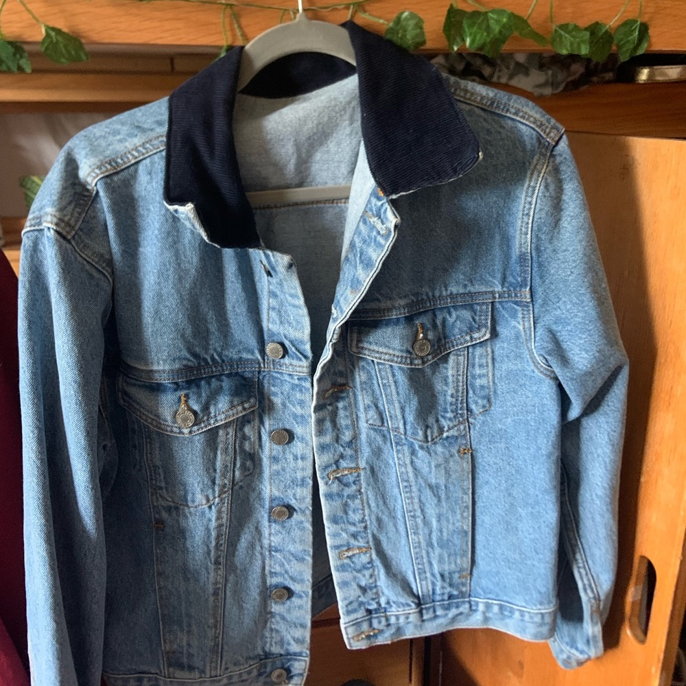 Brandy Melville jean jacket